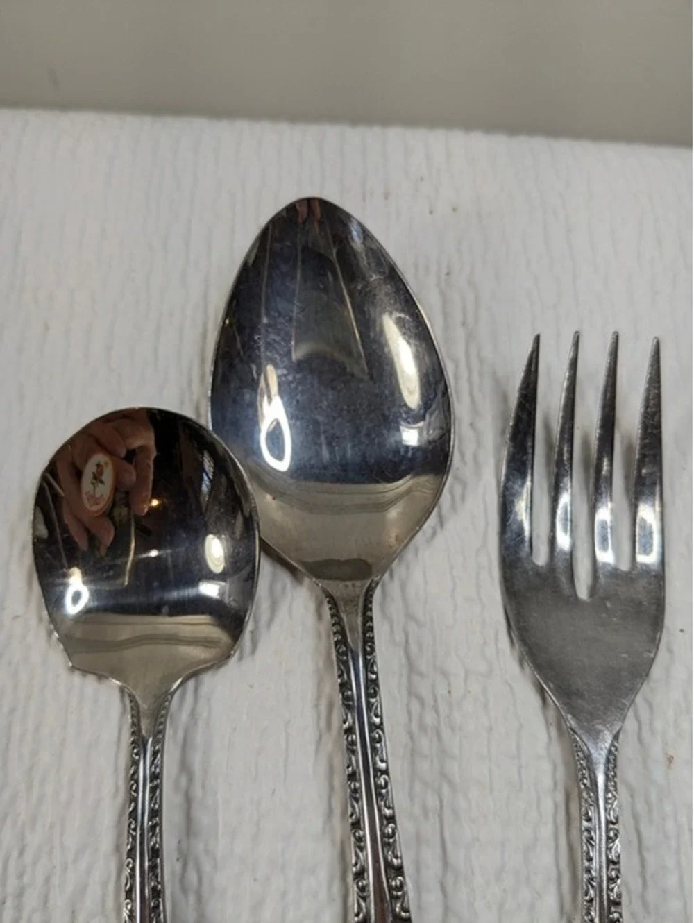 Vintage Continental Stainless CSS1 3 dinner knives, sugar spoon, fork and spoon